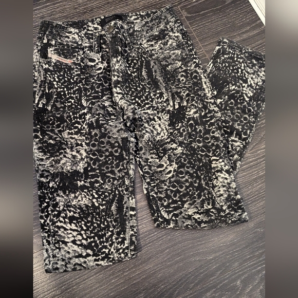 Diesel Black and White print Corduroy Jeans - Picture 2 of 3